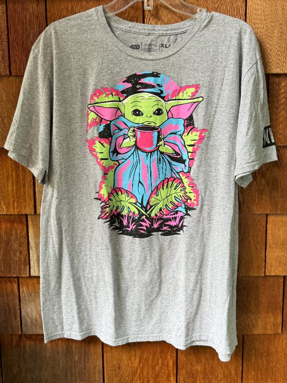 NEFF Star Wars GROGU Baby YODA Hawaiian COFFEE The MANDALORIAN T-Shirt X-Large